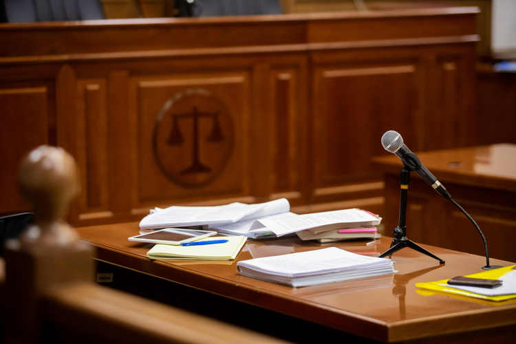 Can a personal injury lawyer drop your case?
