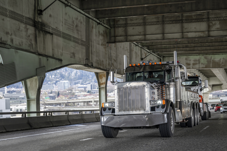 how to choose a truck accident lawyer